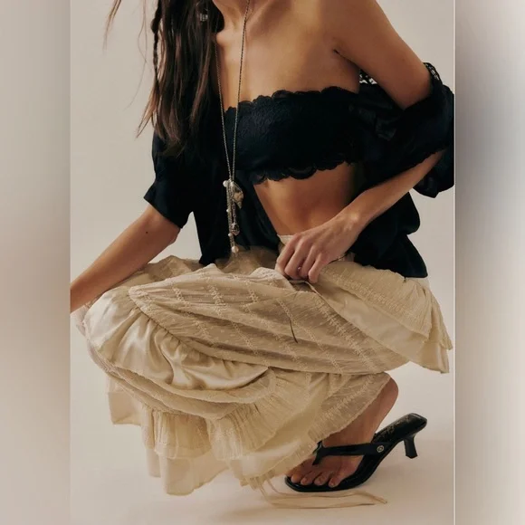 Free People Belle Ruffle Pants in Ivory - Picture 5 of 13